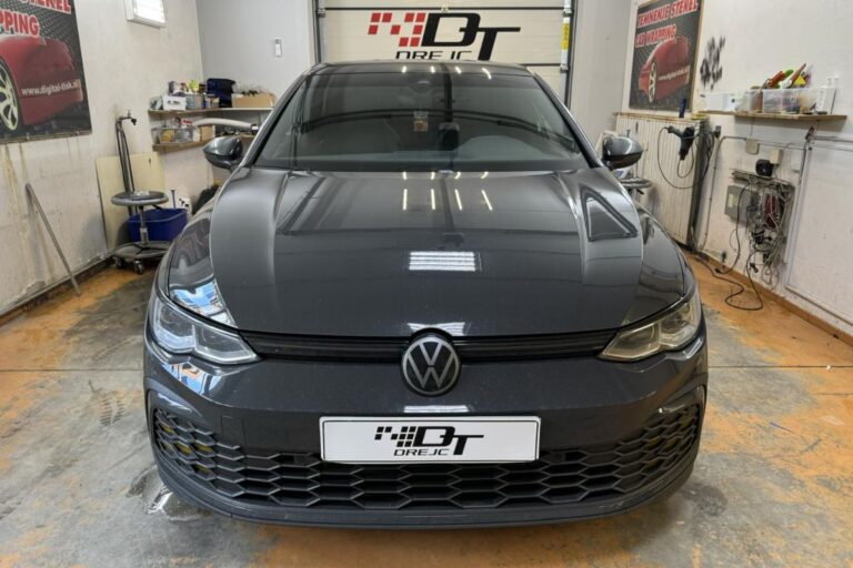 Stekla Volkswagen Golf GTD zatemnjena s 95% folijo.