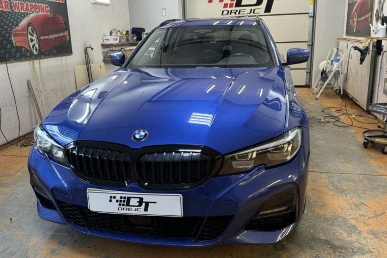 Stekla BMW 3 zatemnjena s 85% folijo.