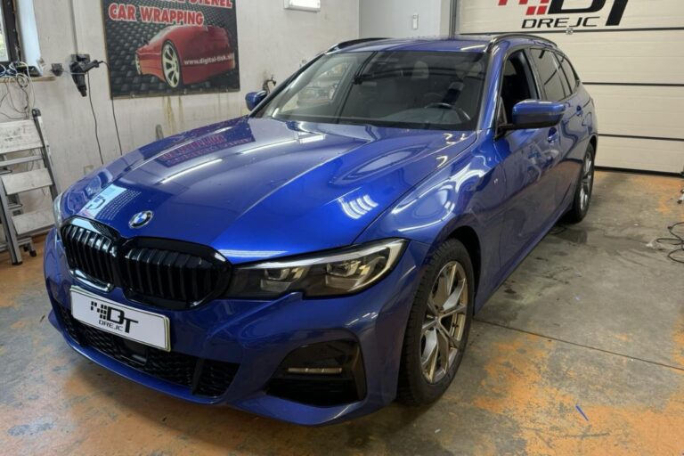 Stekla BMW 3 zatemnjena s 85% folijo.