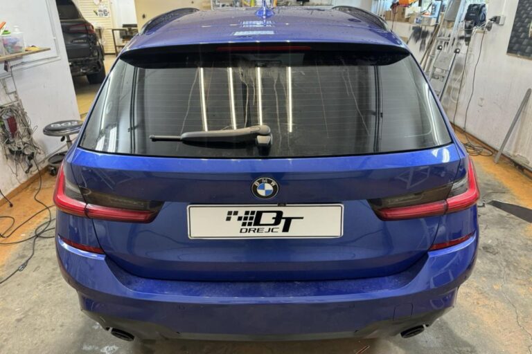 Stekla BMW 3 zatemnjena s 85% folijo.