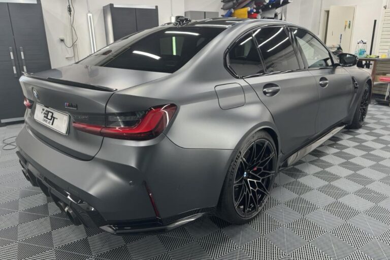 Prozorna mat zaščitna folija na BMW M3