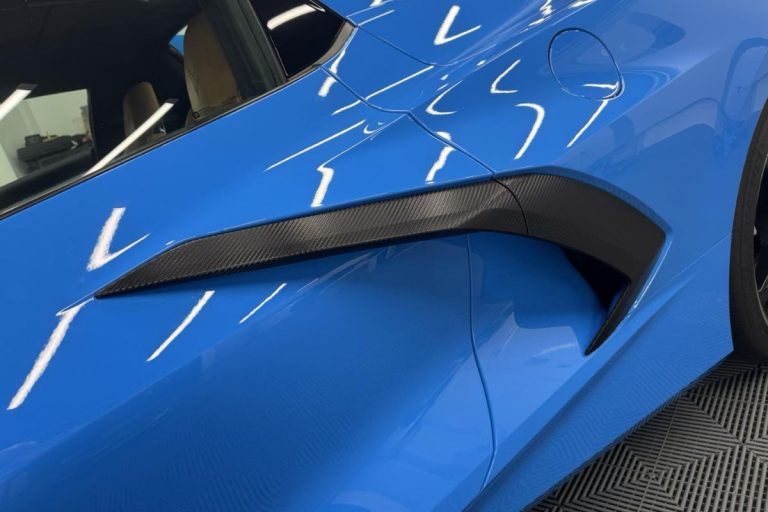 Chevrolet Corvette zaščiten s prozorno zaščitno folijo.