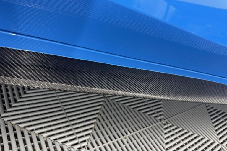 Chevrolet Corvette zaščiten s prozorno zaščitno folijo.