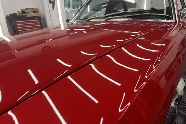 Mercedes SL 450 zaščiten s prozorno zaščitno folijo.