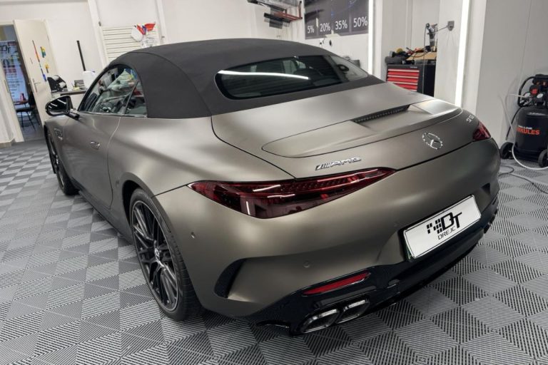 Mercedes SL 63 AMG zaščiten s prozorno mat zaščitno folijo.